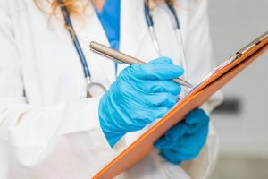 Imagem de destaque do curso MBA EM GESTÃO CLÍNICA DO MEDICAMENTO: ÊNFASE EM FARMÁCIA CLÍNICA