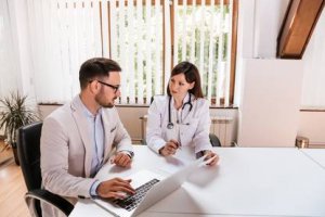 Imagem de destaque do curso ADMINISTRAÇÃO HOSPITALAR