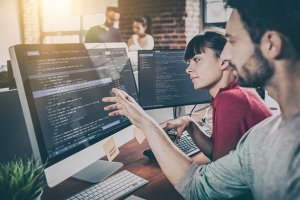 Imagem de destaque do curso ESPECIALIZAÇÃO EM ENGENHARIA DE SOFTWARE