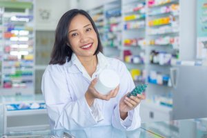 Imagem de destaque do curso FARMÁCIA CLÍNICA DIRECIONADA À PRESCRIÇÃO FARMACÊUTICA