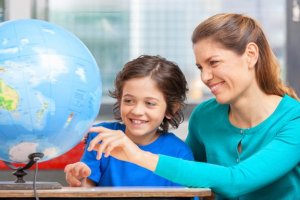 Imagem de destaque do curso CURRÍCULO E DESAFIOS CONTEMPORÂNEOS