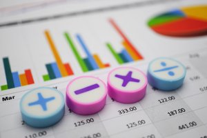 Imagem de destaque do curso FINANÇAS E MATEMÁTICA