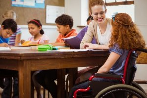 Imagem de destaque do curso EDUCAÇÃO ESPECIAL COM ÊNFASE EM DEFICIÊNCIA FÍSICA - 8 MESES