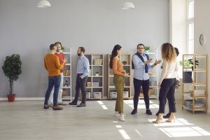 Imagem de destaque do curso COMUNICAÇÃO E RELACIONAMENTO INTERPESSOAL