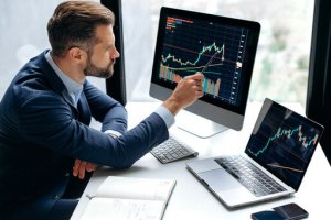 Imagem de destaque do curso FINANÇAS E ESTATÍSTICA