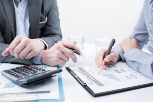 Imagem de destaque do curso ADMINISTRAÇÃO PÚBLICA E GESTÃO ESTRATÉGICA