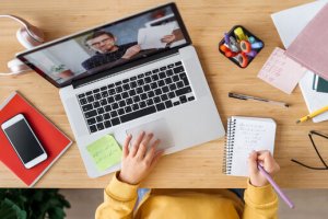 Imagem de destaque do curso ENSINO HÍBRIDO E TECNOLOGIAS EDUCACIONAIS