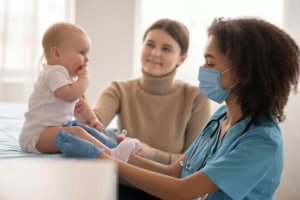 Imagem de destaque do curso FISIOTERAPIA INTENSIVA NEONATAL E PEDIÁTRICA