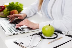 Imagem de destaque do curso NUTRIÇÃO CLÍNICA