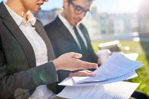 Imagem de destaque do curso DIREITO ADMINISTRATIVO E LICITAÇÕES PÚBLICAS