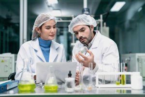 Imagem de destaque do curso GESTÃO EM ANÁLISES CLÍNICAS