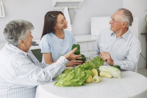 Imagem de destaque do curso NUTRIÇÃO GERIÁTRICA