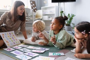 Imagem de destaque do curso DESENVOLVIMENTO DE HABILIDADES E INCLUSÃO ESCOLAR