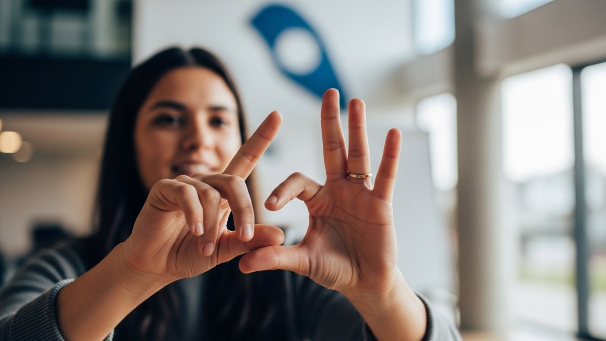 Imagem do curso TRADUÇÃO E INTERPRETAÇÃO DA LÍNGUA BRASILEIRA DE SINAIS (LIBRAS) – LÍNGUA PORTUGUESA